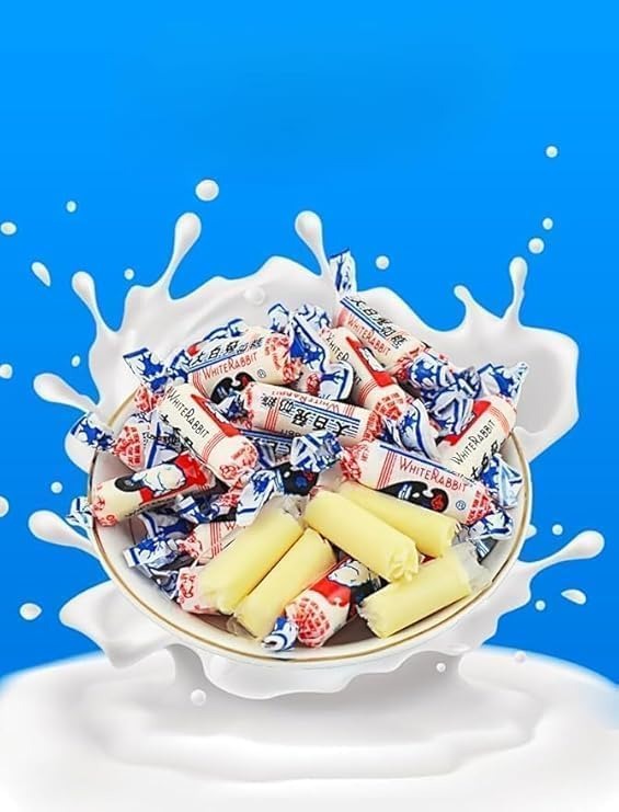 White Rabbit Candy，White Rabbit，Chinese Rabbit Childhood Tastes Small Gifts Snacks Shanghai Specialties Rabbit Creamy Toffee(300 Gram) (Pack of 1)