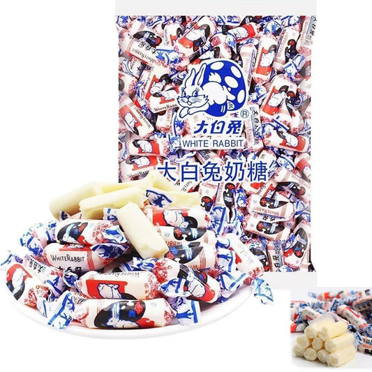 White Rabbit Candy，White Rabbit，Chinese Rabbit Childhood Tastes Small Gifts Snacks Shanghai Specialties Rabbit Creamy Toffee(300 Gram) (Pack of 1)